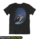 playera-astronauta-surfing-space